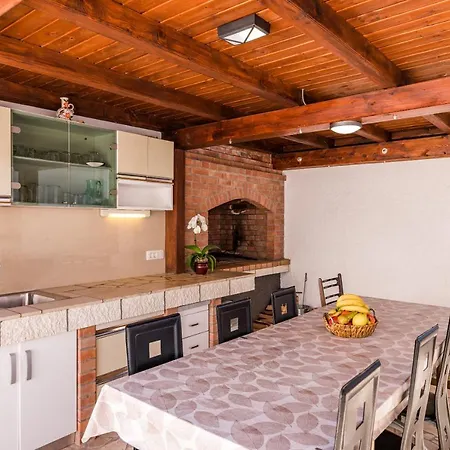 Apartment Katica Povile