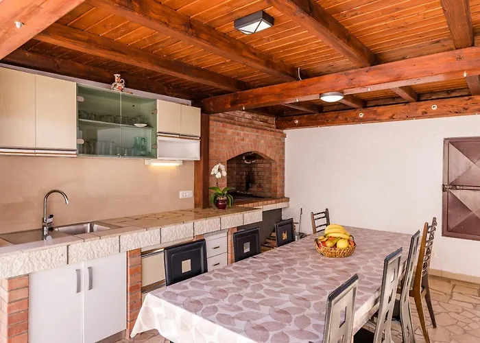 Apartment Katica Povile